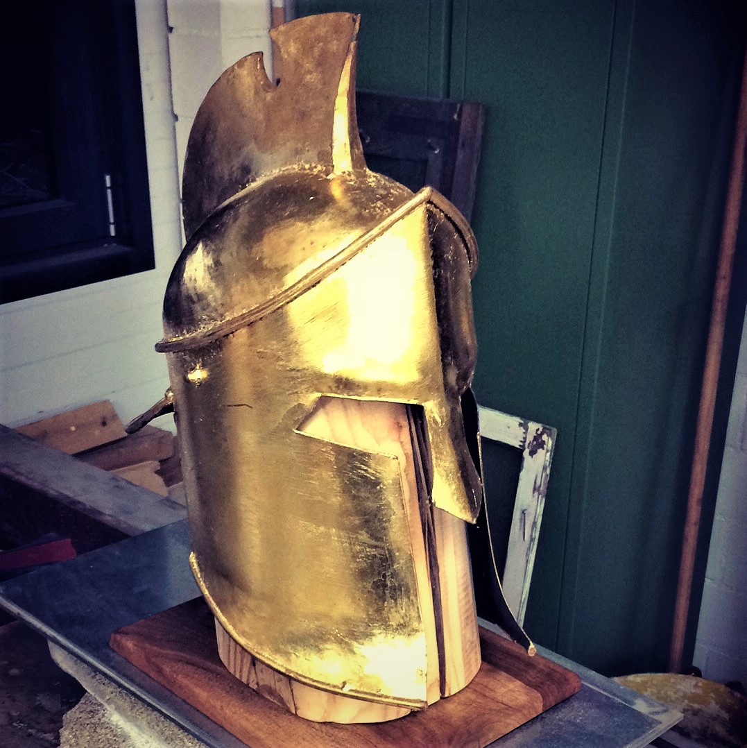 Der Goldene Helm